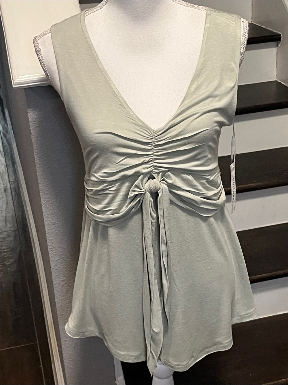 Vertigo Seafoam Ruched Tie-Front V-Neck Top. NWT. Sz. Lg. Retail $130